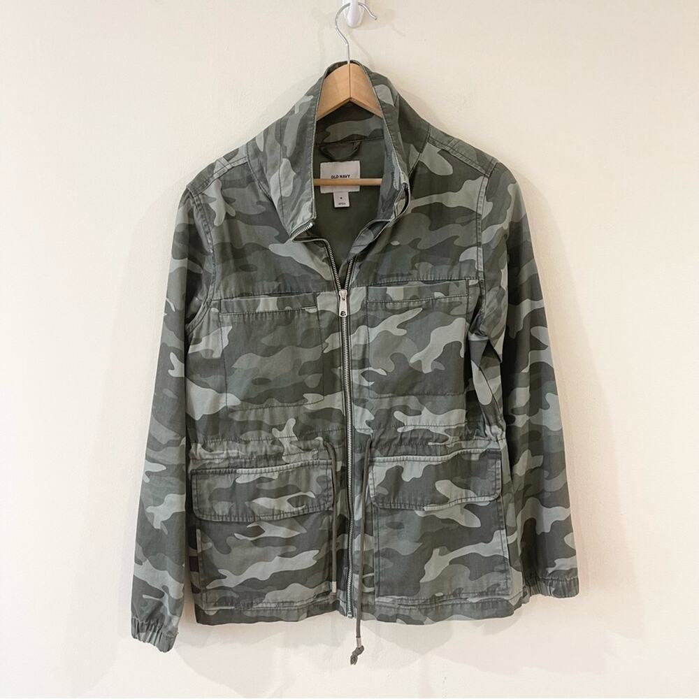 Old Navy Field Utility Camouflage Jacket Women’s size M Green